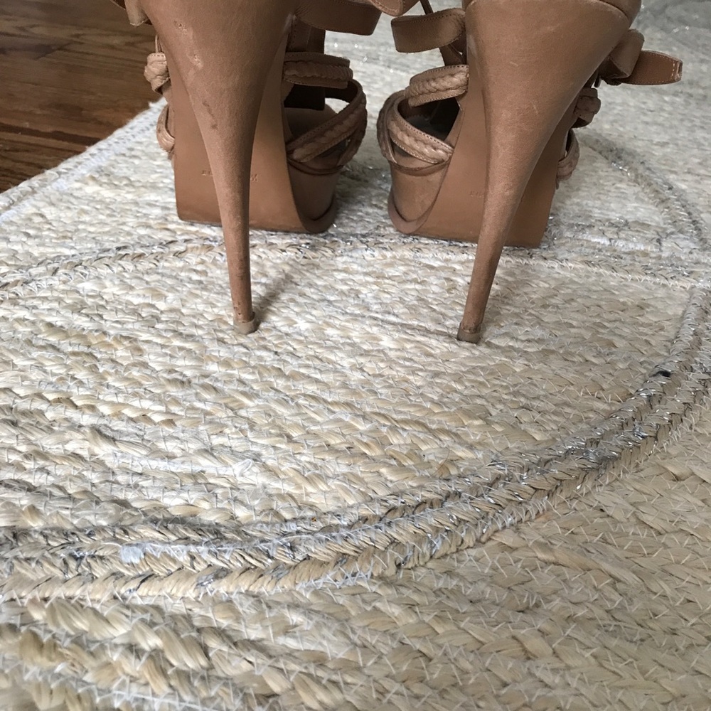 YSL Yves Hamptons Gladiator Braided Sandals - Picture 4 of 5